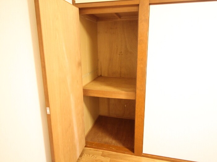 物件内観写真11　(収納)