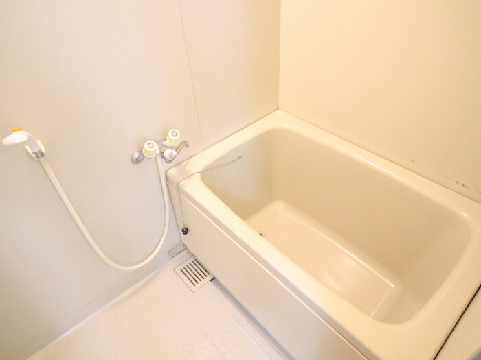 物件内観写真12　(バス／シャワールーム等)