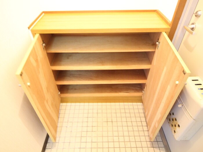 物件内観写真16　(靴箱)