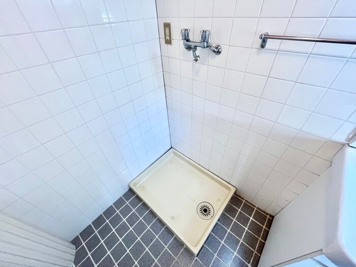 物件内観写真20　(洗濯機置場)