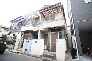 春日町1/2戸建外観写真
