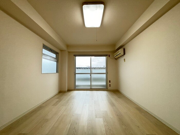 物件内観写真11　(居室)