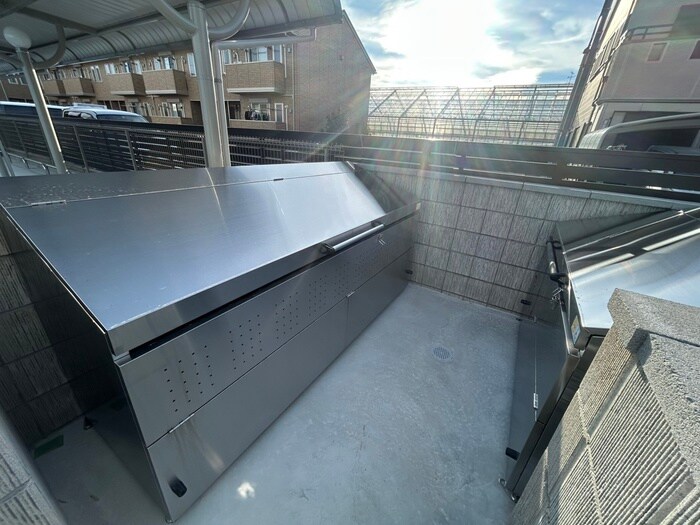 物件外観写真4　(建物設備)