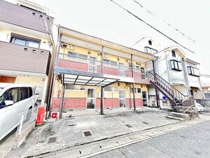 片岡荘外観写真