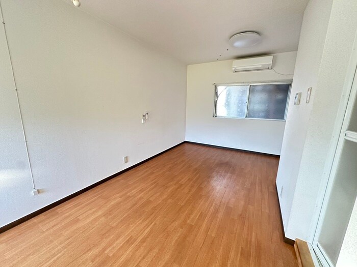 物件内観写真16　(居室)