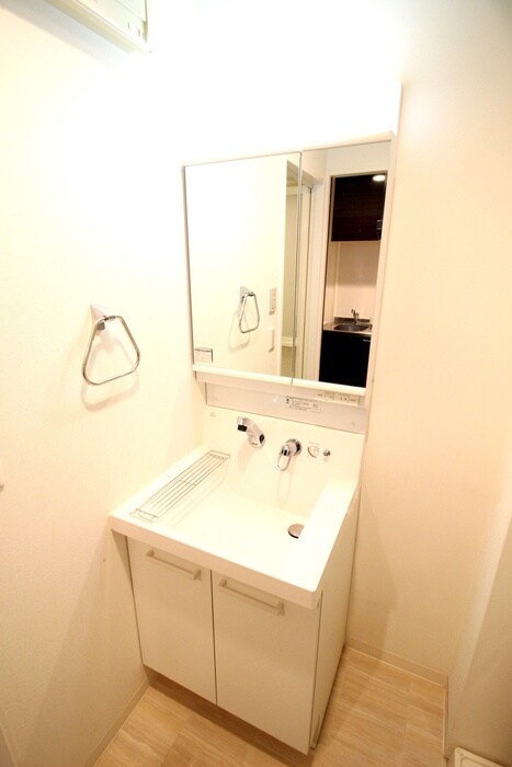 物件内観写真7　(洗面)
