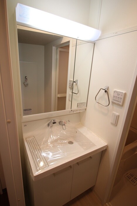 物件内観写真8　(洗面)