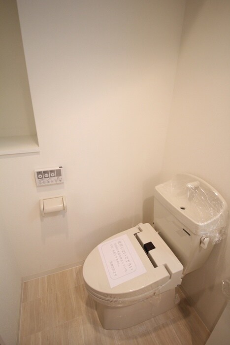 物件内観写真9　(トイレ)