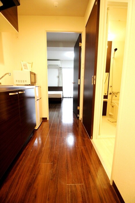 物件内観写真13　(廊下)