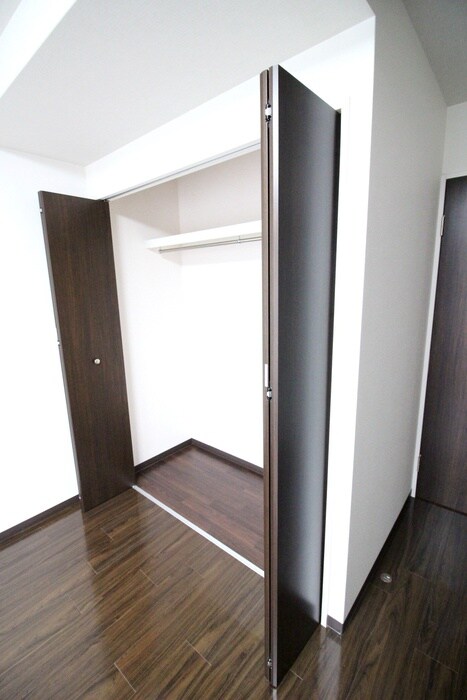 物件内観写真16　(収納)