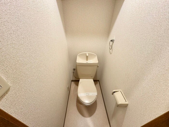 物件内観写真13　(トイレ)