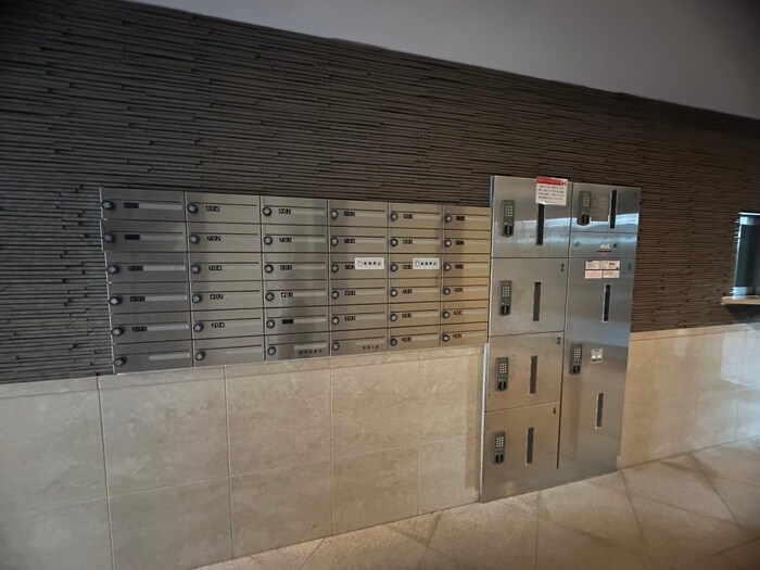 物件外観写真6　(建物設備)