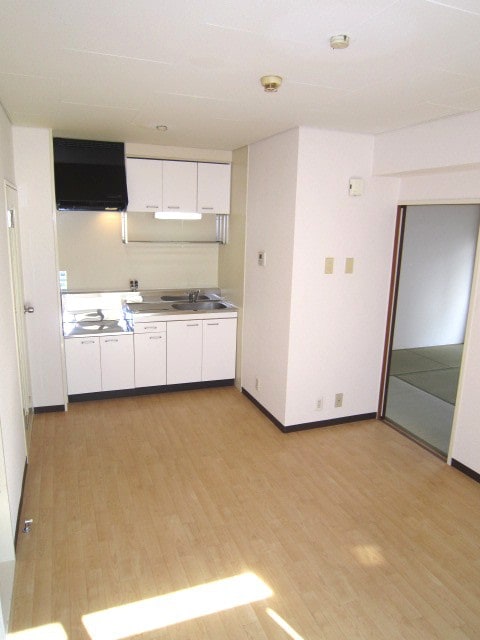 物件内観写真7　(内観写真)