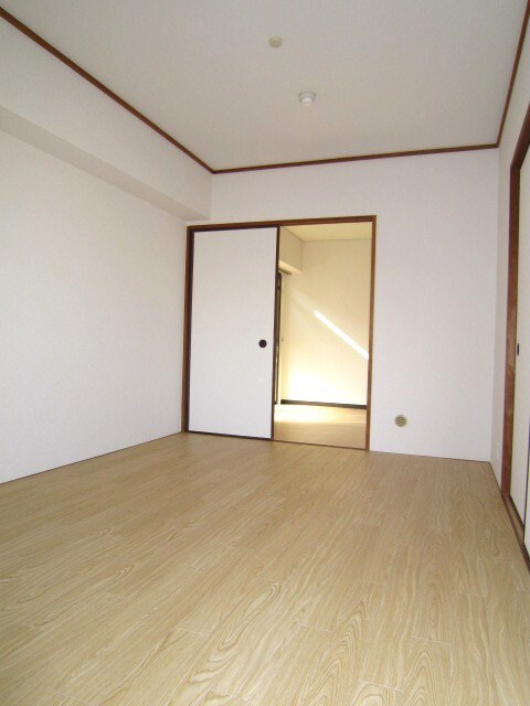 物件内観写真8　(内観写真)