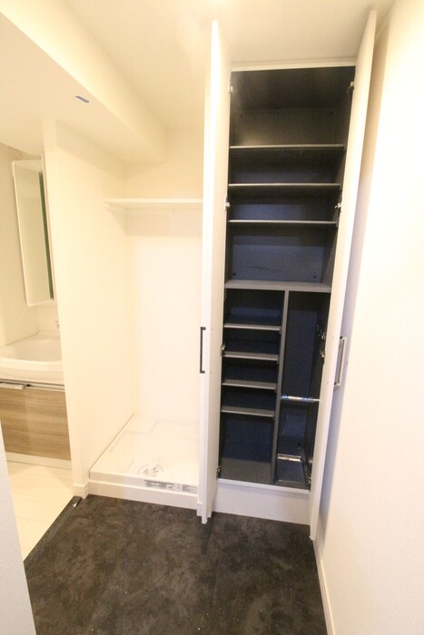 物件内観写真8　(靴箱)