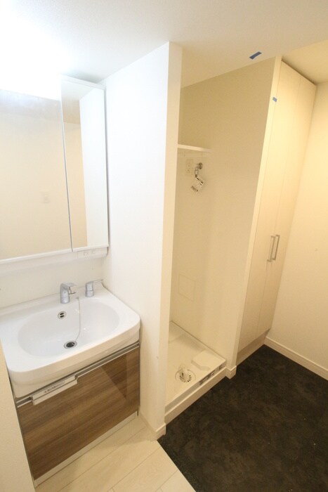 物件内観写真9　(洗面)