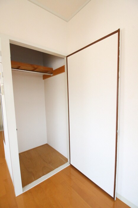 物件内観写真10　(収納)