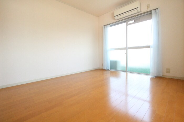 物件内観写真15　(居室)