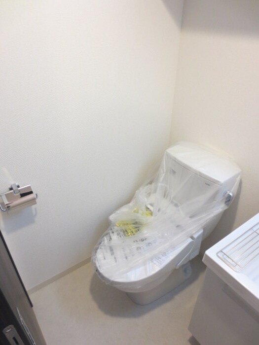 物件内観写真11　(トイレ)