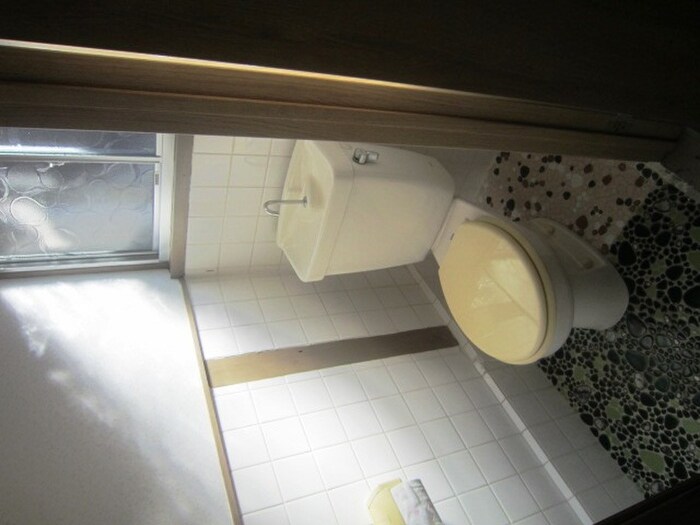 物件内観写真9　(トイレ)