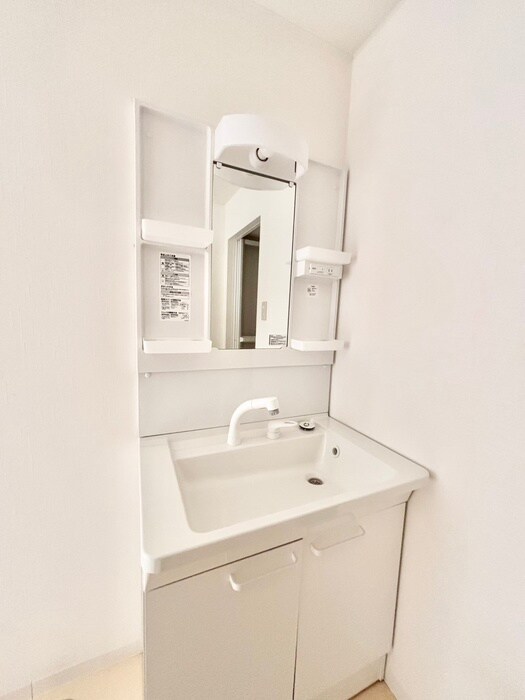 物件内観写真9　(洗面)