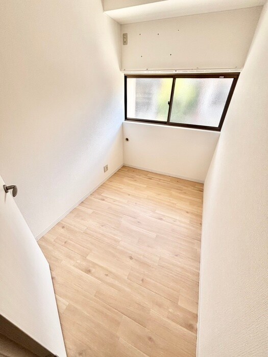 物件内観写真11　(居室)