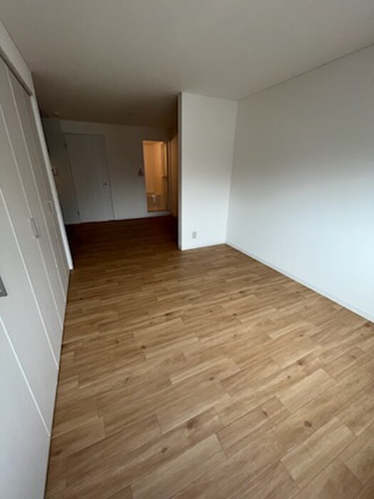 物件内観写真16　(居室)