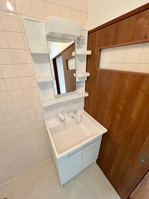 物件内観写真9　(洗面)