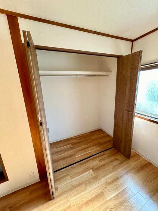 物件内観写真15　(収納)