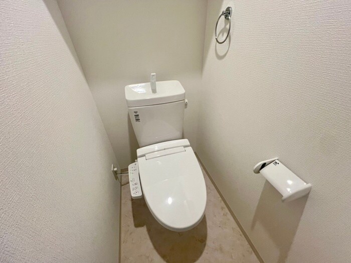 物件内観写真14　(トイレ)