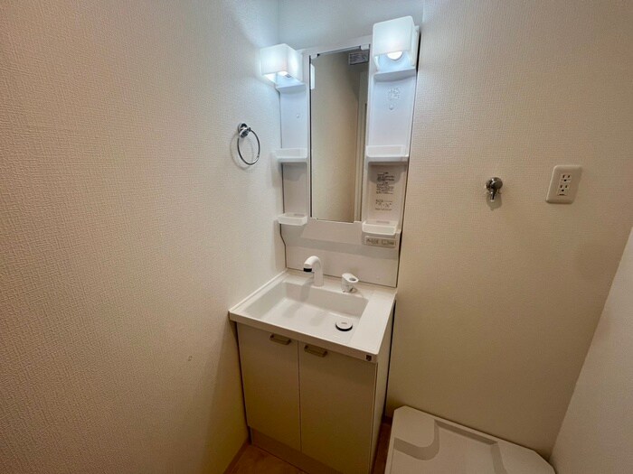 物件内観写真15　(洗面)