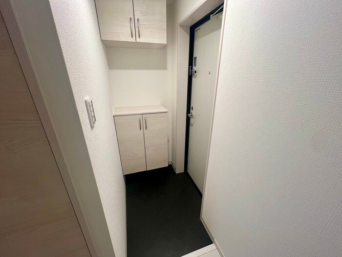 物件内観写真17　(玄関)