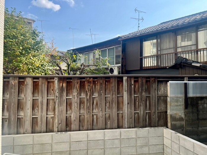 物件内観写真19　(室内からの展望)