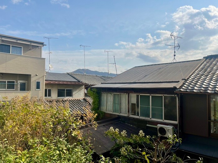 物件内観写真20　(室内からの展望)