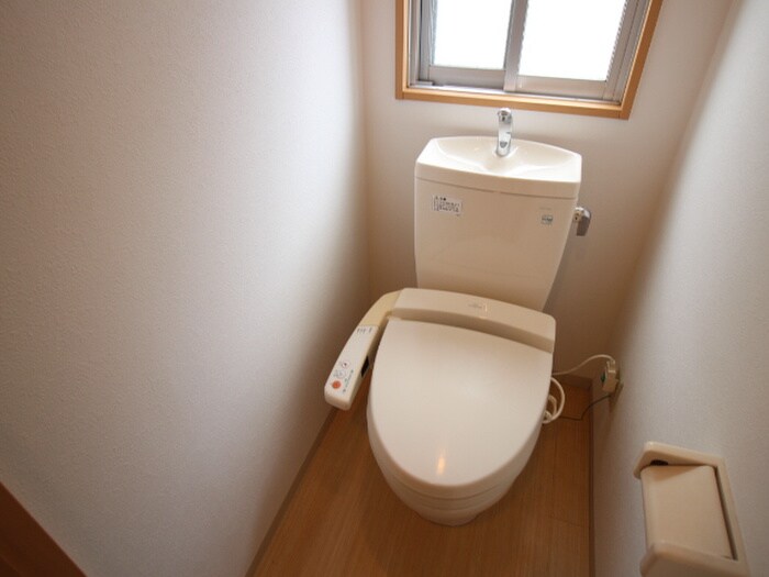 物件内観写真11　(トイレ)