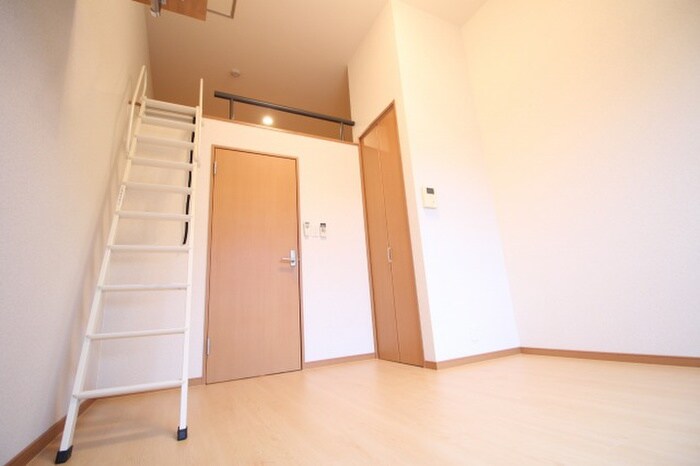 物件内観写真8　(居室)