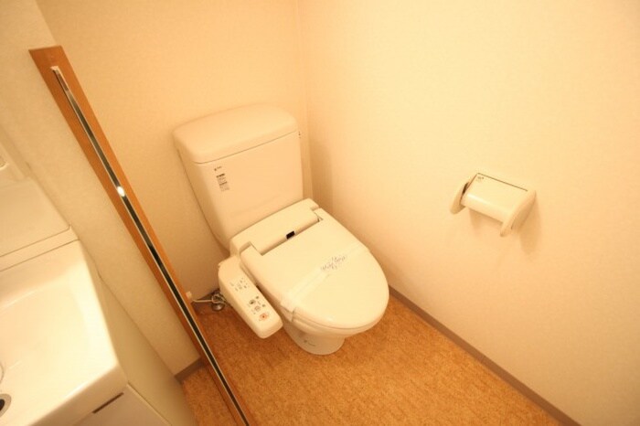 物件内観写真13　(トイレ)