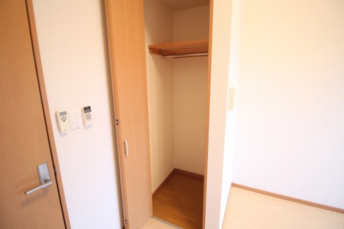 物件内観写真15　(収納)