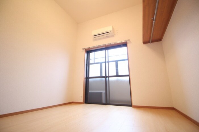 物件内観写真18　(居室)