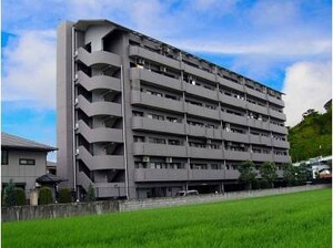 フロラシオン鶴見外観写真