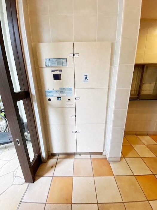 物件外観写真4　(建物設備)