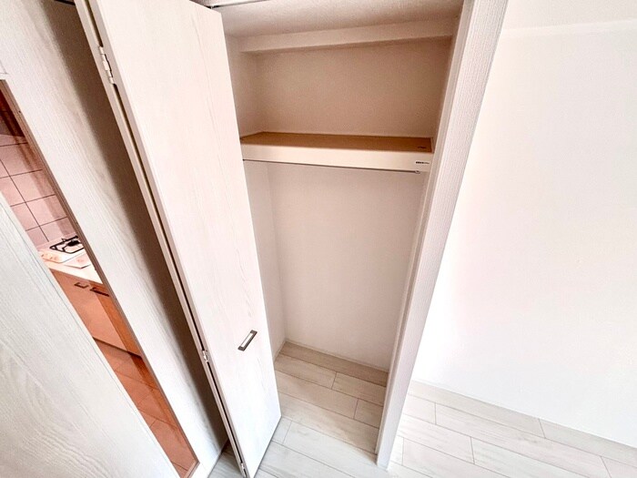 物件内観写真11　(収納)
