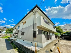富田マンション外観写真
