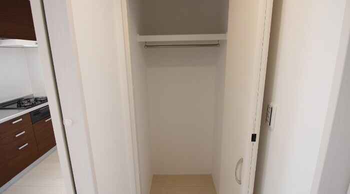 物件内観写真17　(居室)