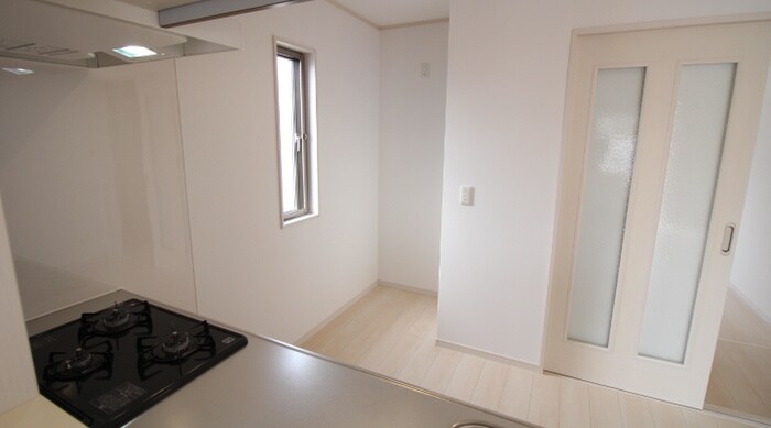 物件内観写真18　(玄関)