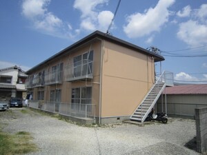 サンハイツ八田2号館外観写真