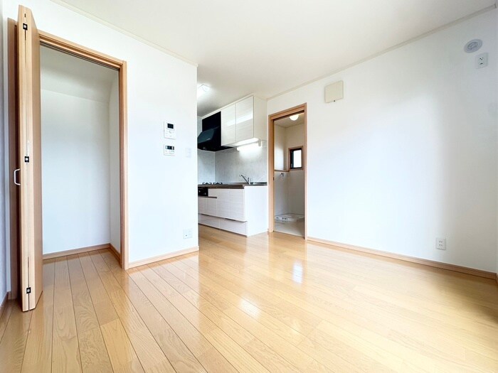 物件内観写真7　(居室)