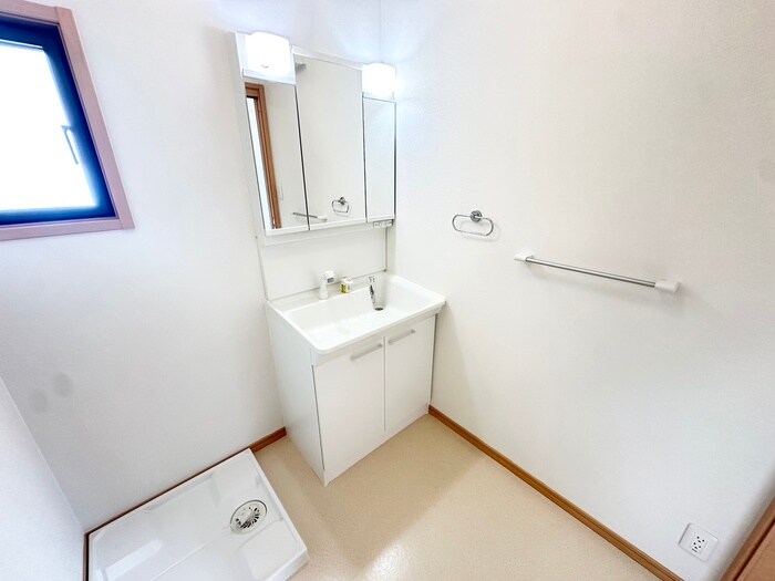 物件内観写真10　(洗面)