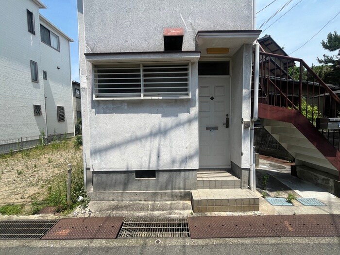 物件外観写真5　(外観写真)