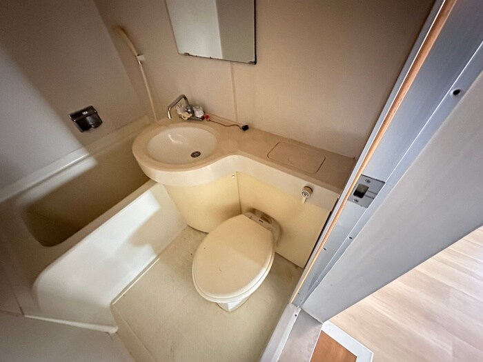 物件内観写真11　(トイレ)